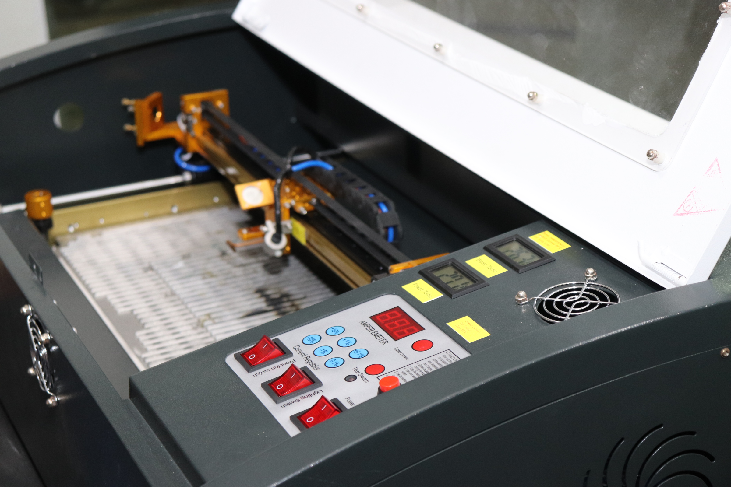 Redsail M3020 Laser Engraving Machine USB Co2 Laser Engraver - Nishaman  Traders